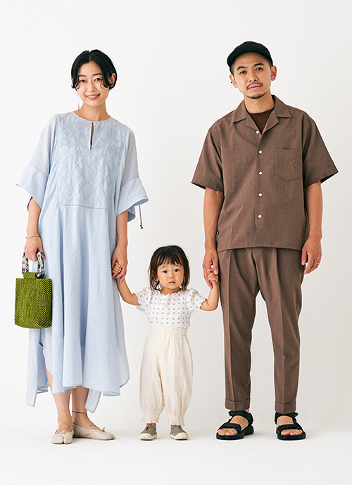 夏らしく涼し気な親子コーデ